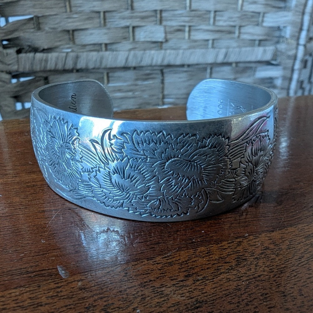 Vtg Kirk Pewter Cuff Bracelet Silver Floral Carnation Embossed Boho Botanical